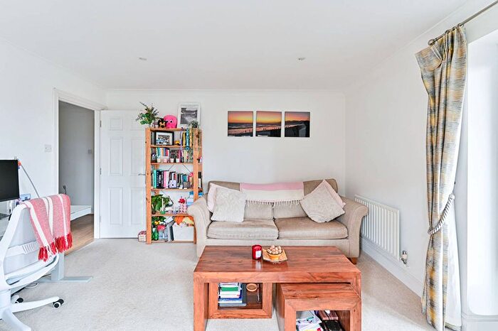 1 Bedroom Flat For Sale In Rubens Place, Brixton, London, SW4