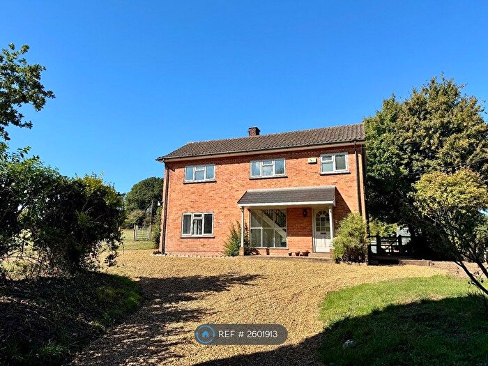 3 Bedroom Detached House To Rent In Field Road, Ringland, Norwich, NR8