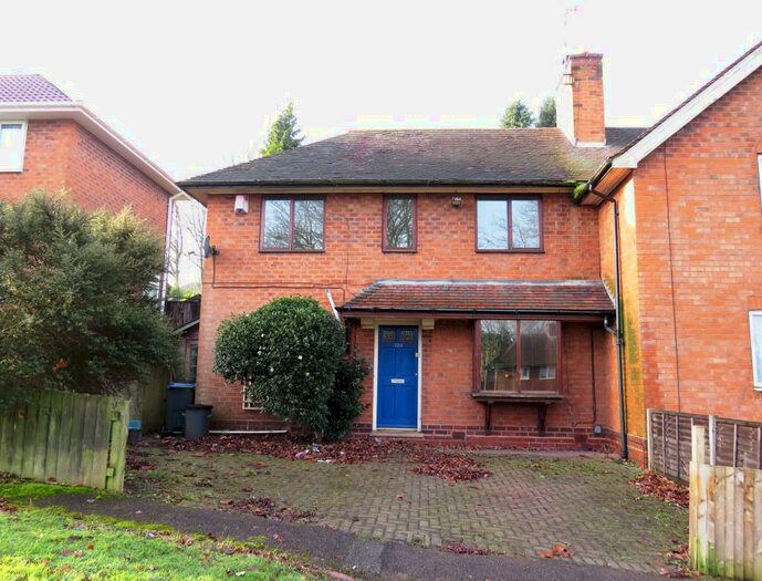 2 Bedroom House To Rent In Castle Road, Weoley Castle, B29
