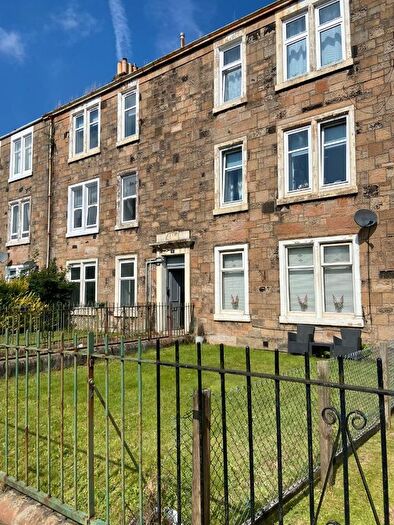 2 Bedroom Flat To Rent In Belville Street, East, Greenock, PA15