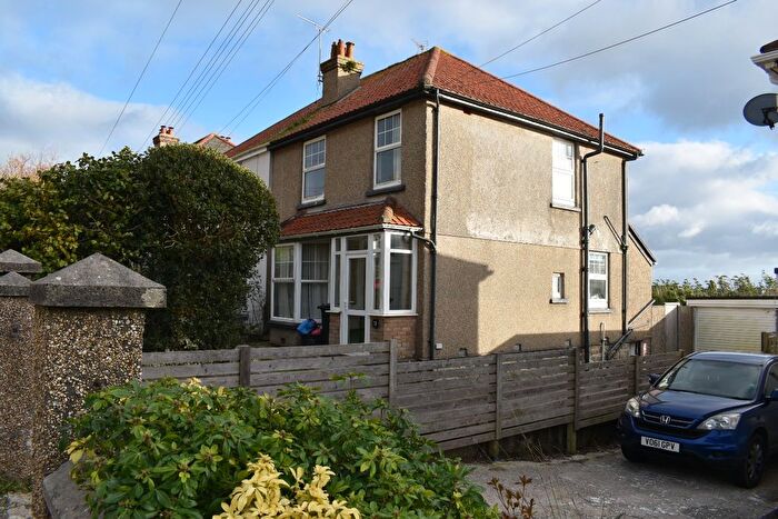 4 Bedroom Semi-Detached House To Rent In Penrose Road, Falmouth, TR11