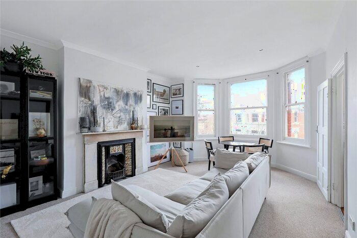 2 Bedroom Flat To Rent In St Quintin Avenue, North Kensington, W10