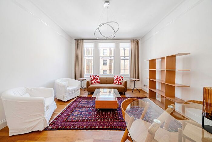 2 Bedroom Flat To Rent In Ridgmount Gardens, London, WC1E