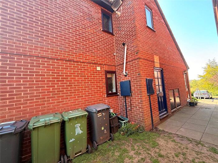 2 Bedroom Flat For Sale In St. Andrews Green, Kidderminster, Worcestershire, DY10