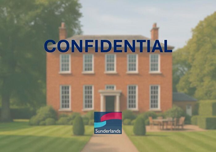 Property For Sale In St. Peters Square, Hereford, HR1