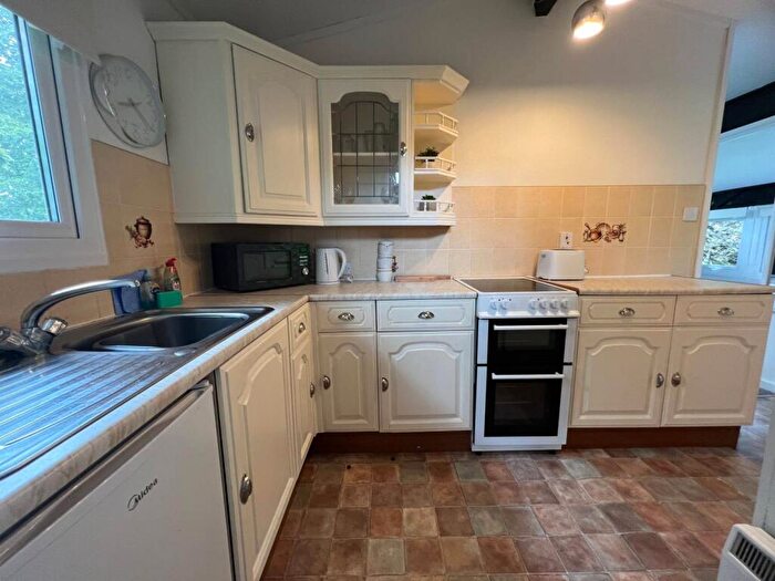 2 Bedroom Lodge For Sale In Cenarth, Newcastle Emlyn, SA38