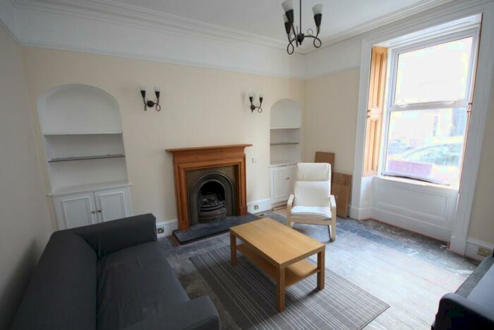 2 Bedroom Flat To Rent In Margaret Street, City Centre, Aberdeen, AB10
