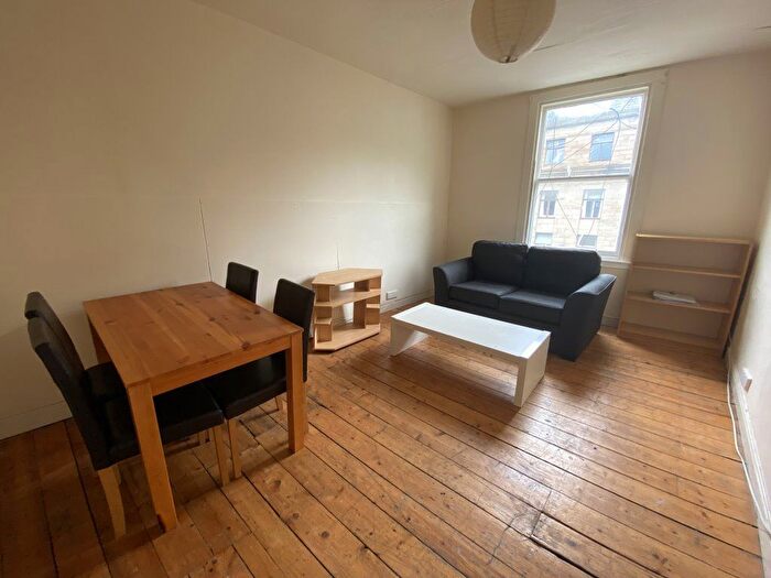 3 Bedroom Flat To Rent In Crichton Street, Dundee, DD1