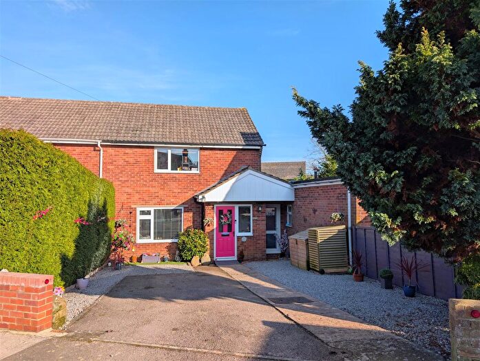 3 Bedroom Semi Detached House For Sale In Smithville Close, St. Briavels, Lydney, GL15