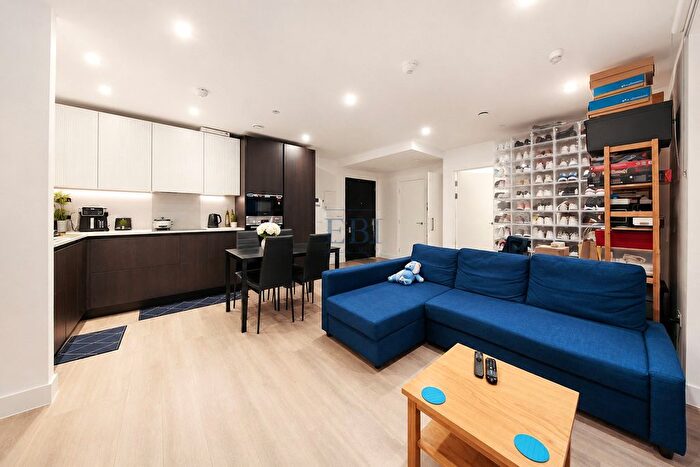 2 Bedroom Flat For Sale In Silverleaf House, Heartwood Boulevard, Acton, W3