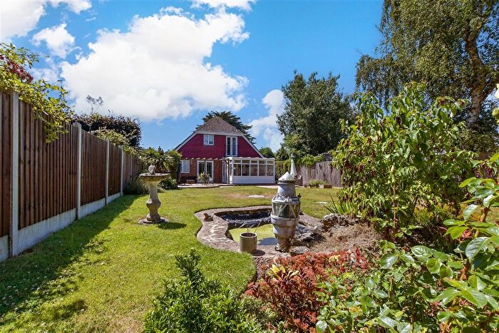 3 Bedroom Chalet For Sale In Poplar Road, Wittersham, Tenterden, Kent, TN30