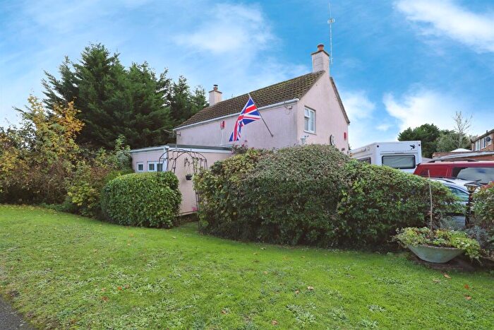 2 Bedroom Detached House For Sale In Horsepit Lane, Pinchbeck, Spalding, PE11