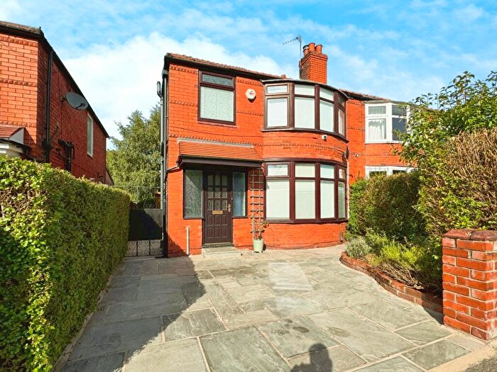 3 Bedroom Semi-Detached House To Rent In School Grove, Withington, Manchester, M20