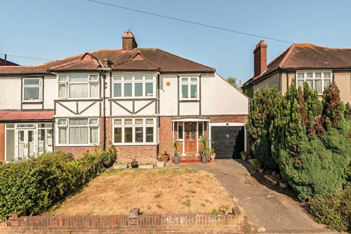 3 Bedroom Semi-Detached House For Sale In Chiltern Drive, Surbiton, KT5