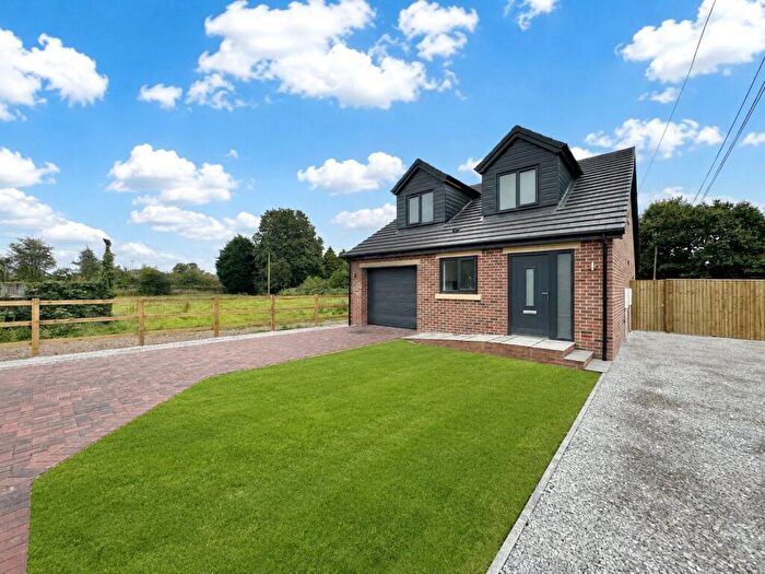 3 Bedroom Detached House To Rent In Poulters Yard, Church Fenton, LS24