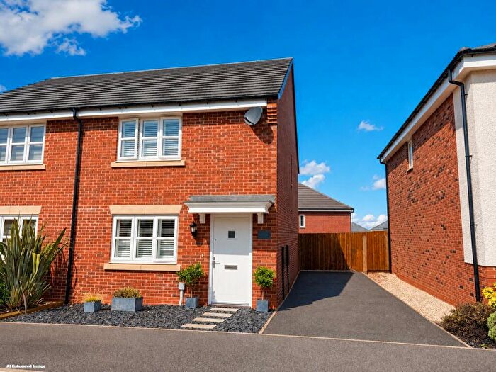 3 Bedroom Semi-Detached House For Sale In Glen View Avenue, Great Glen, Leicestershire, LE8