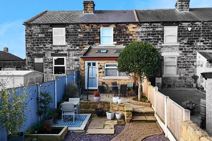 2 Bedroom Terraced House For Sale In Hardakers Lane, Ackworth, WF7