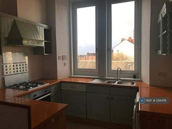 1 Bedroom Flat To Rent In Thornwood Avenue, Glasgow, G11