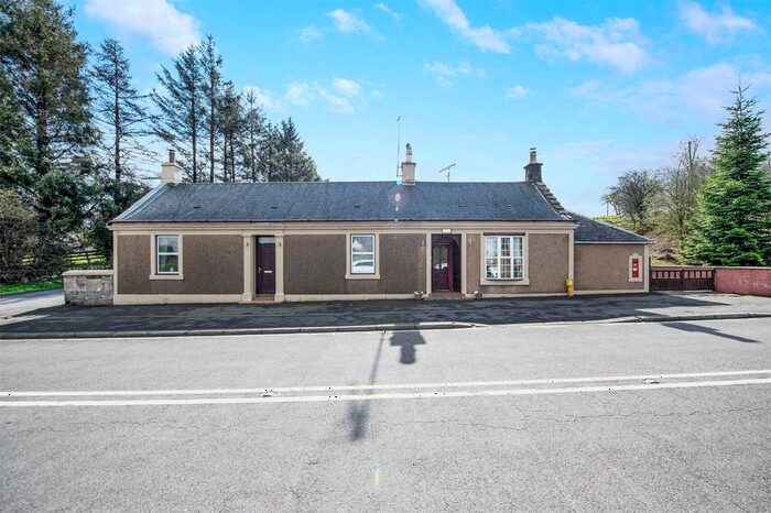2 Bedroom Semi-Detached House For Sale In The Den, Dalry, North Ayrshire, KA24