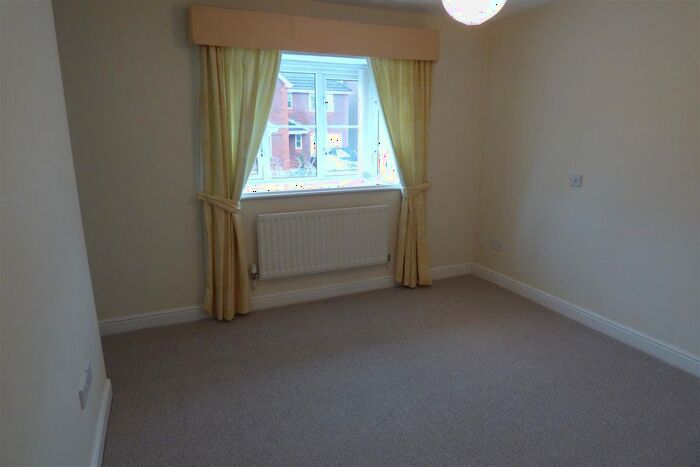 3 Bedroom Detached House To Rent In St. Saviours Rise, Frampton Cotterell, Bristol, BS36