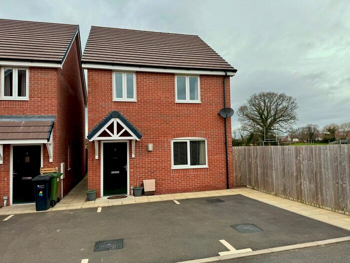 3 Bedroom Detached House For Sale In Octavia Place, Kingstone, Hereford, HR2