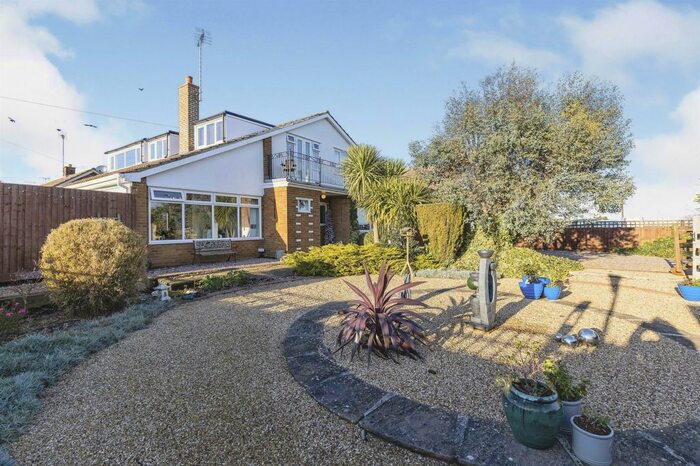 4 Bedroom Detached House For Sale In Peterborough Road, Newborough, Peterborough PE6