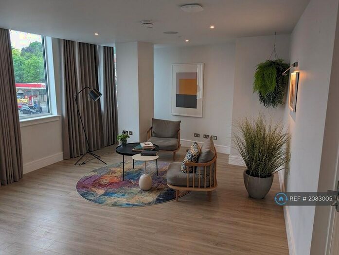 2 Bedroom Flat To Rent In Brighton Road, Purley, CR8