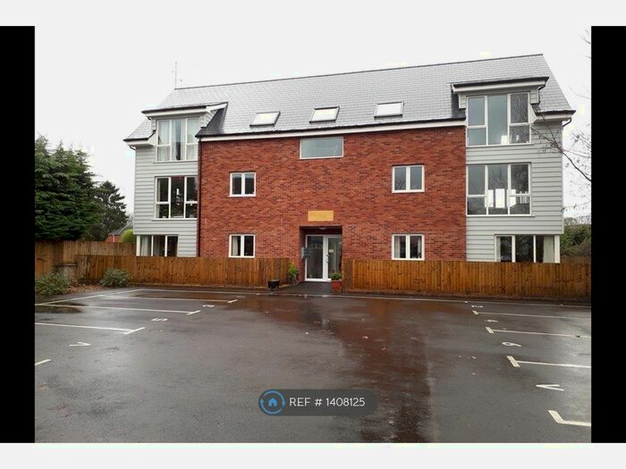 2 Bedroom Flat To Rent In Redford Place, Newent, GL18