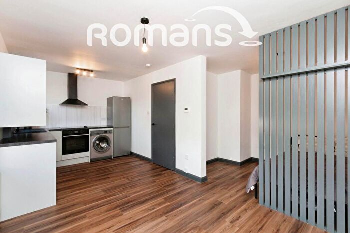 Studio To Rent In Alice Road, Aldershot, Hampshire, GU11