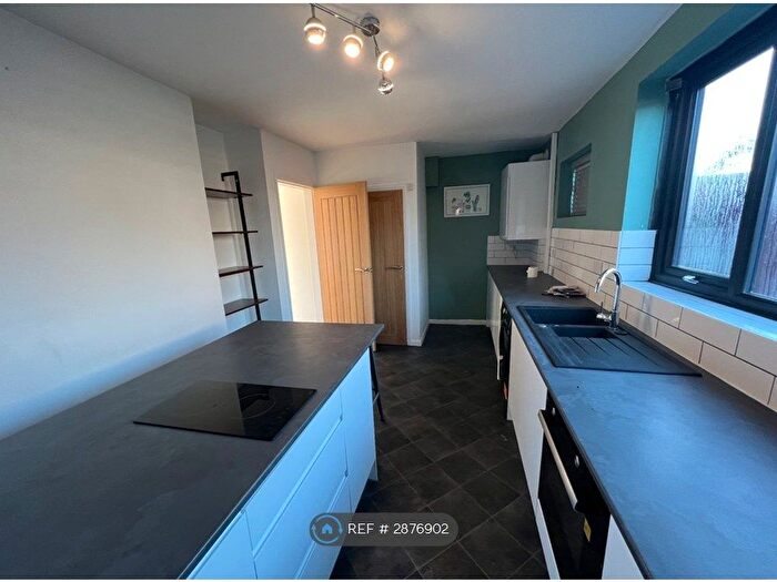 3 Bedroom Semi-Detached House To Rent In Jubilee Avenue, Orrell, Wigan, WN5