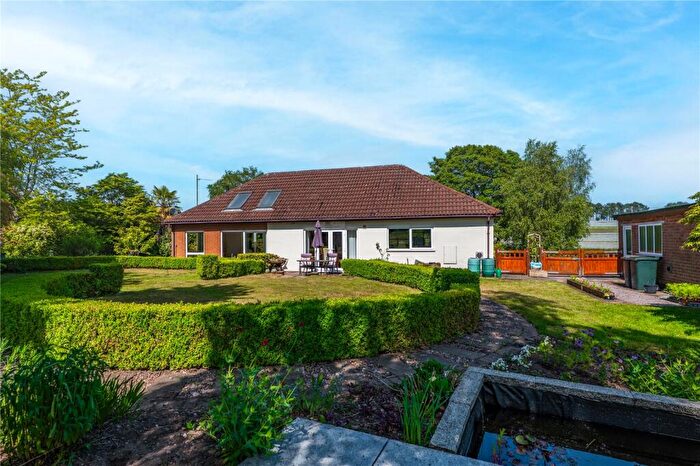 3 Bedroom Bungalow For Sale In Longdale Lane, Ravenshead, Nottingham, NG15