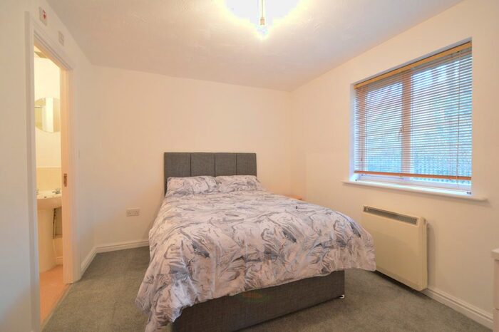 2 Bedroom Flat For Sale In Joseph Hardcastle Close, London, SE14