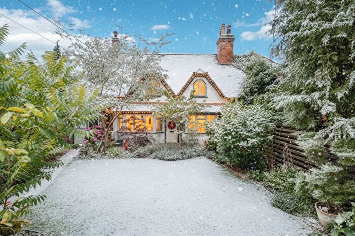 3 Bedroom Semi Detached House For Sale In Green End Street, Aston Clinton, HP22