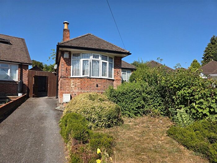 3 Bedroom Detached Bungalow For Sale In Weston Crescent, Southampton, SO18