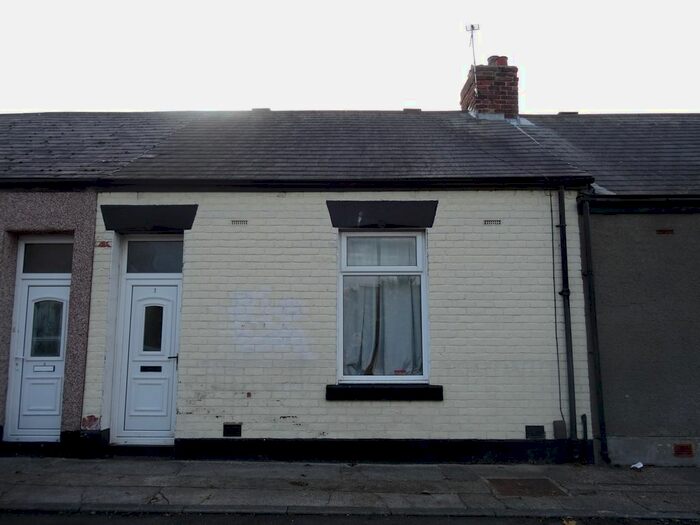 2 Bedroom Cottage To Rent In Earl Street, Sunderland SR4