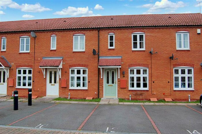 2 Bedroom Detached House To Rent In Iron Way, Bromsgrove, B60