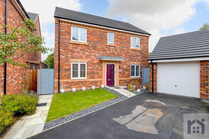4 Bedroom Detached House For Sale In Mill Lane, Coppull, PR7