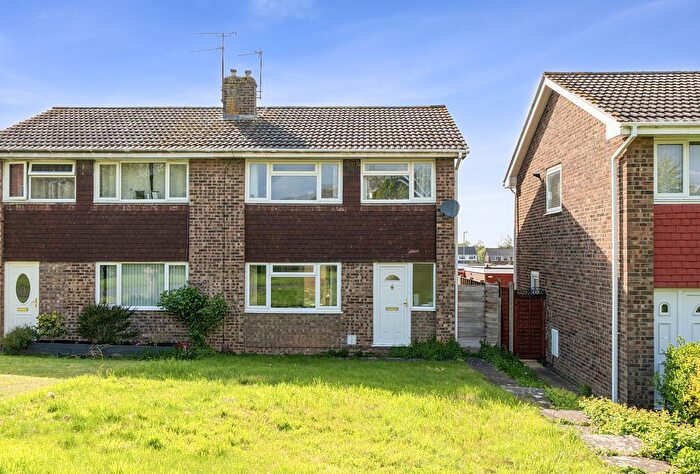 3 Bedroom Semi-Detached House For Sale In Merlin Way, Chipping Sodbury, Bristol, Gloucestershire, BS37