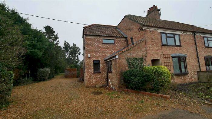 3 Bedroom Semi-Detached House To Rent In Colne Fields, Somersham, Huntingdon PE28