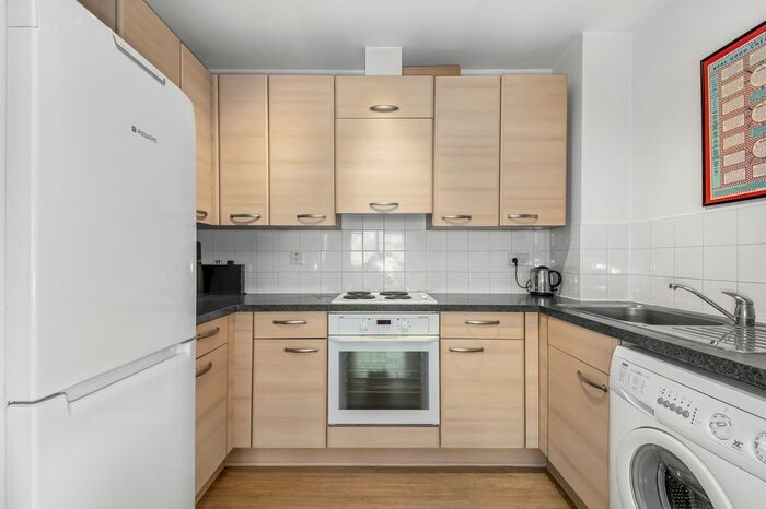 1 Bedroom Flat For Sale In Pipers House, Greenwich, SE10