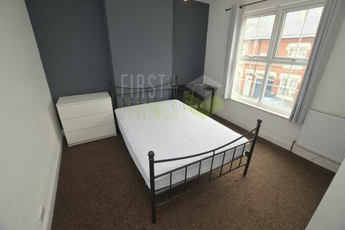 2 Bedroom Terraced House To Rent In Luther Street, Leicester, LE3