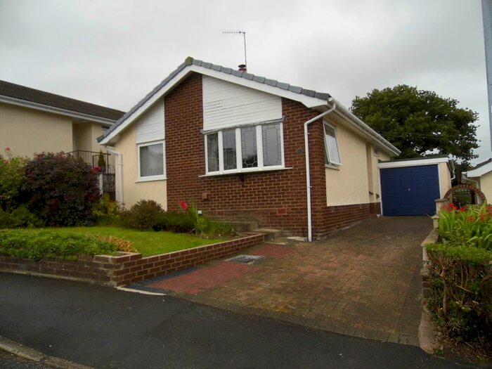 2 Bedroom Bungalow To Rent In Erw Fawr, Henryd, LL32