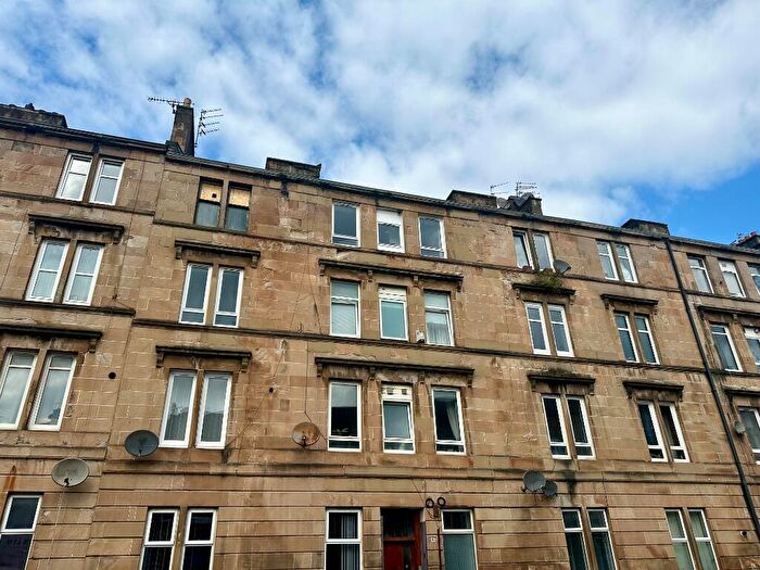 1 Bedroom Flat To Rent In Cumbernauld Road, Dennistoun, Glasgow, G31