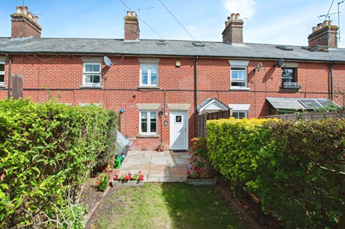 2 Bedroom Terraced House For Sale In Station Road, Fordingbridge, Hampshire, SP6