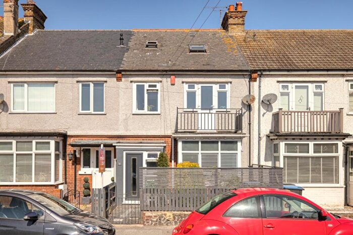 4 Bedroom Terraced House For Sale In Beacon Road, Broadstairs, Kent, CT10