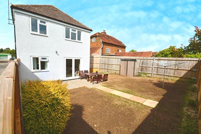 2 Bedroom Apartment For Sale In White Lion Road, Amersham, HP7