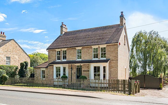 6 Bedroom Detached House For Sale In Stretham Road, Wilburton, CB6