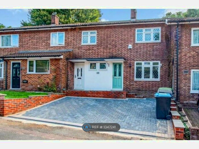 3 Bedroom Terraced House To Rent In Barnacres Road, Hemel Hempstead, HP3