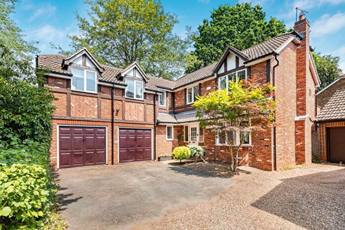 5 Bedroom Detached House For Sale In Anthony Wall, Warfield, Bracknell, RG42