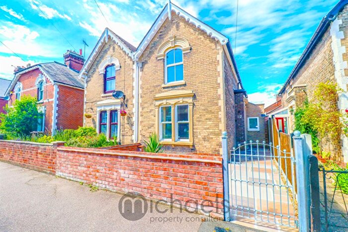 3 Bedroom Semi-Detached House To Rent In Winnock Road, Colchester, CO1